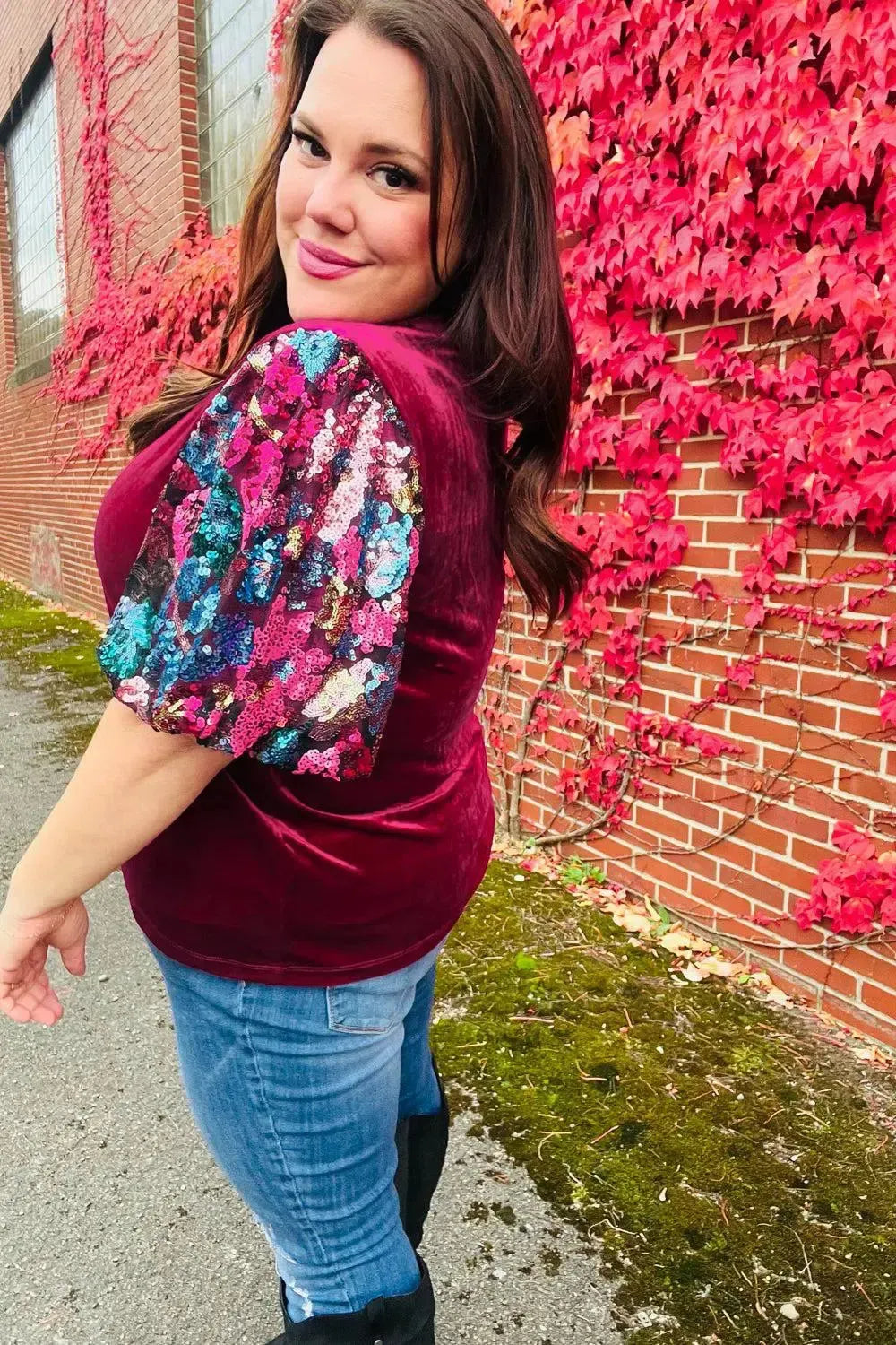 Diva Dreams Wine Floral Sequin Puff Sleeve Velvet Top-Evelyns Fashion