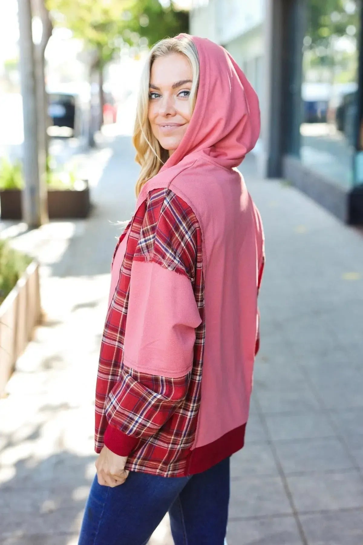 Luxury Meets Comfort: Designer Hoodies for Every Occasion-Evelyns Fashion