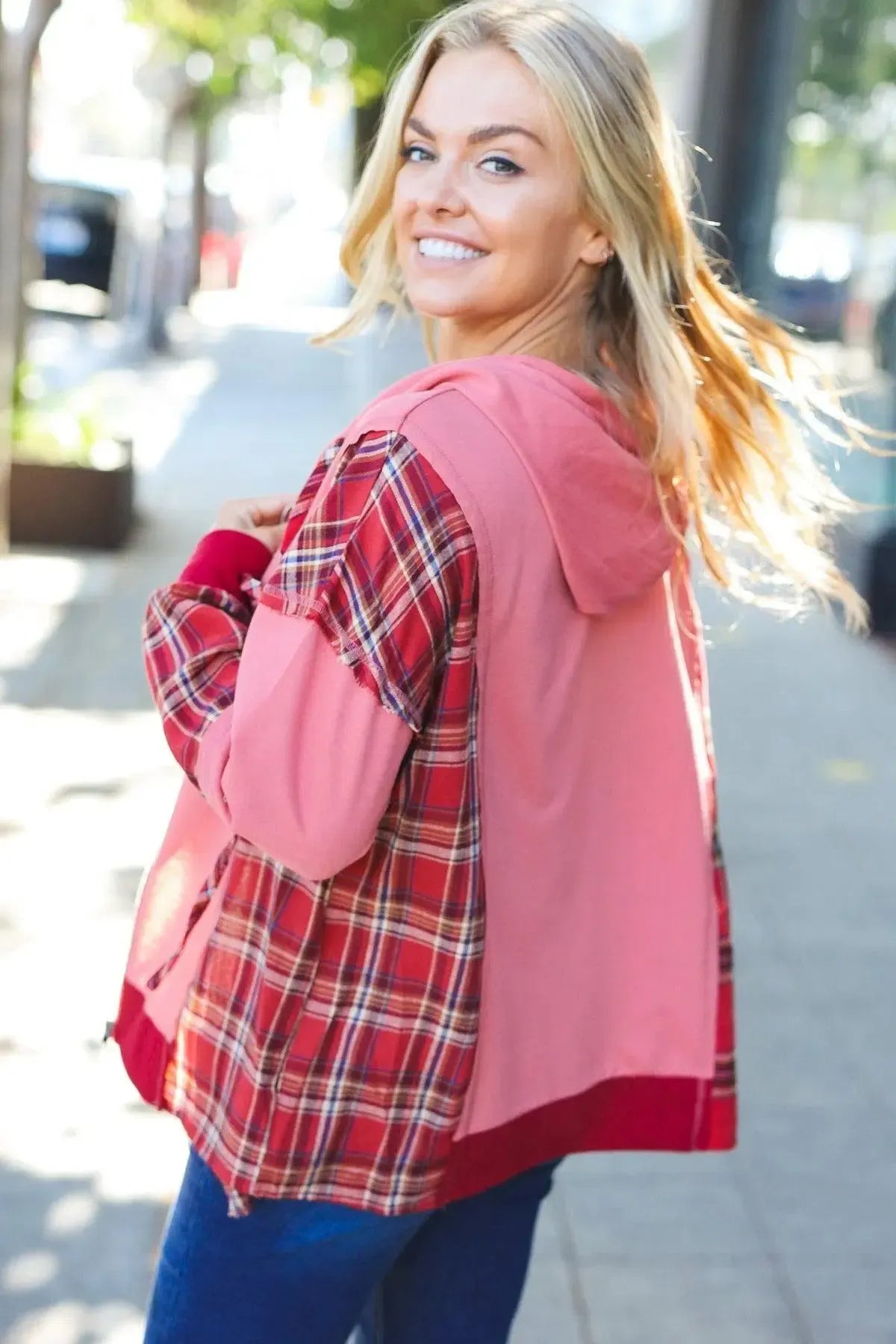 Luxury Meets Comfort: Designer Hoodies for Every Occasion-Evelyns Fashion