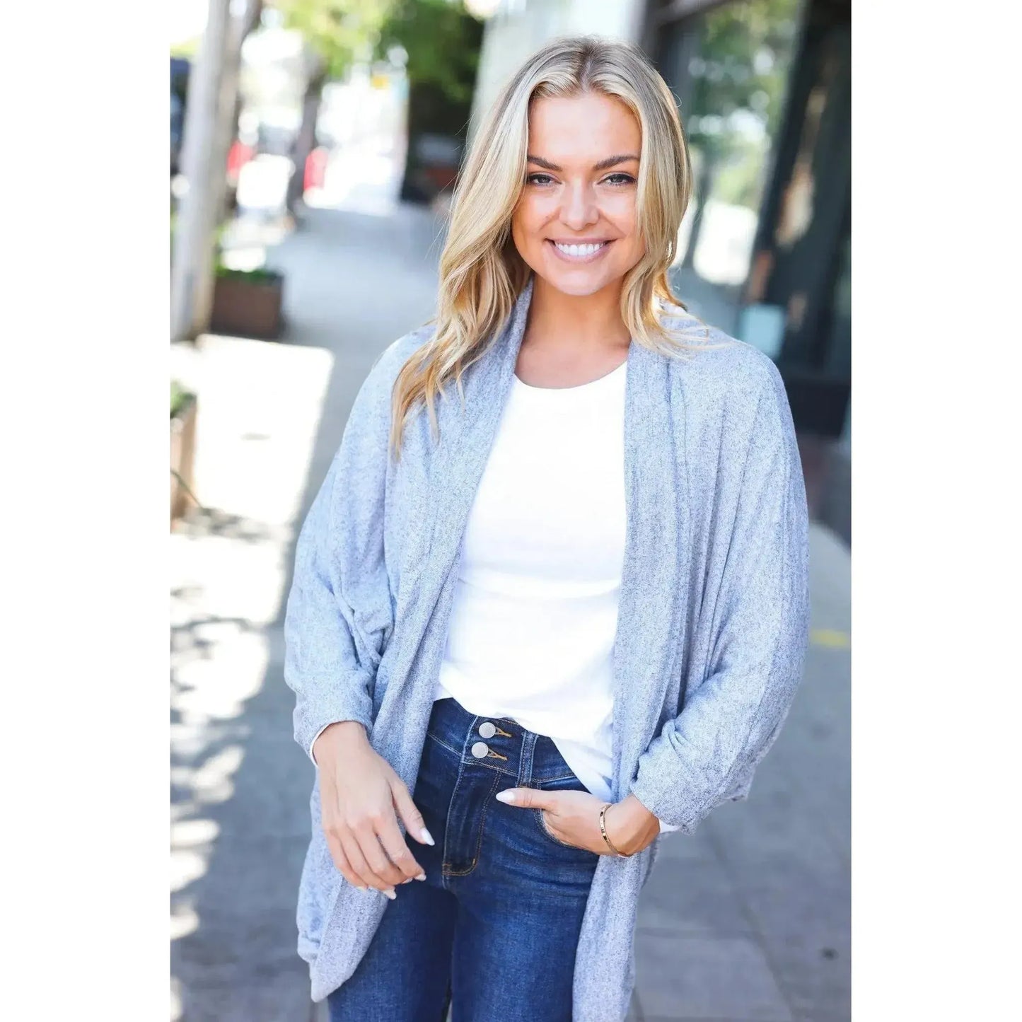 Modern Sophistication: Two-Tone Knit Cardigan-Evelyns Fashion