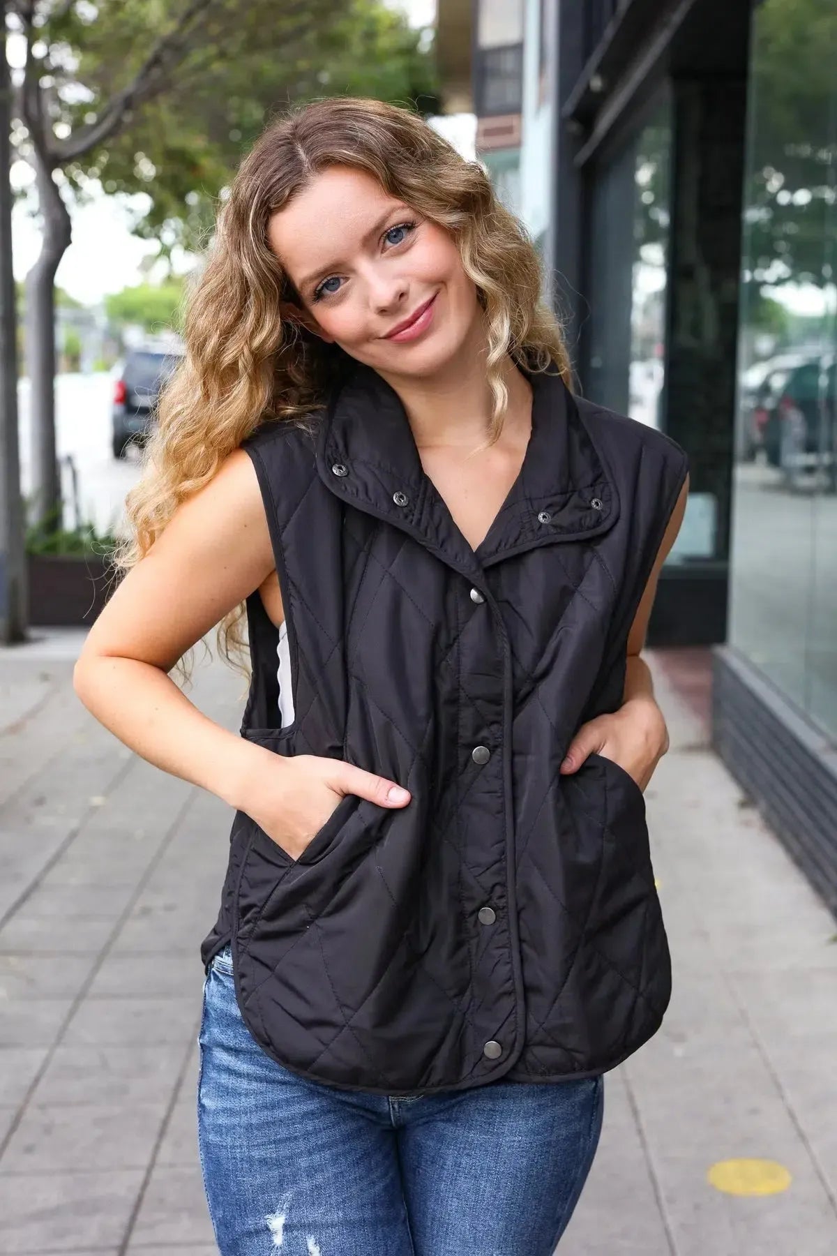 Weekend Ready Black Snap Button Quilted Puffer Vest-Evelyns Fashion