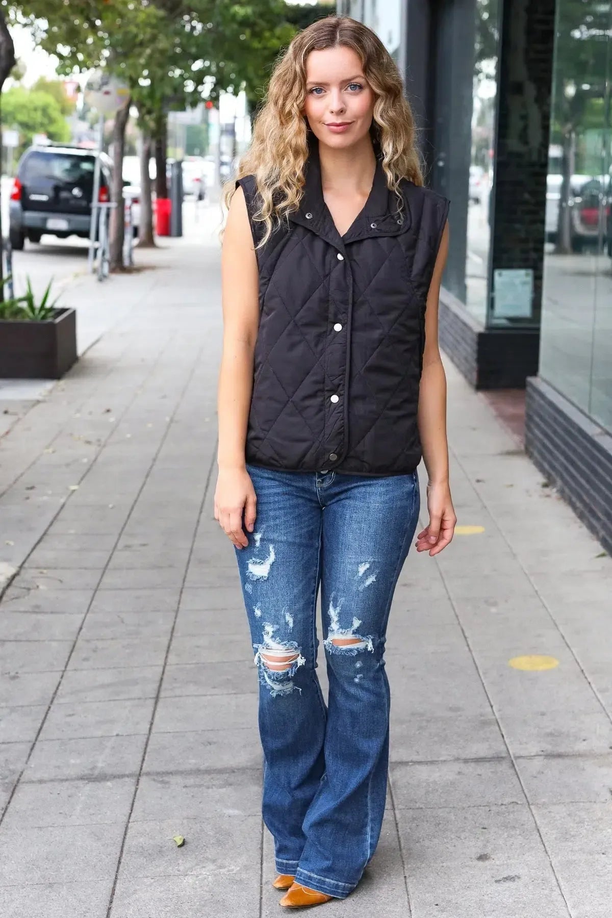 Weekend Ready Black Snap Button Quilted Puffer Vest-Evelyns Fashion