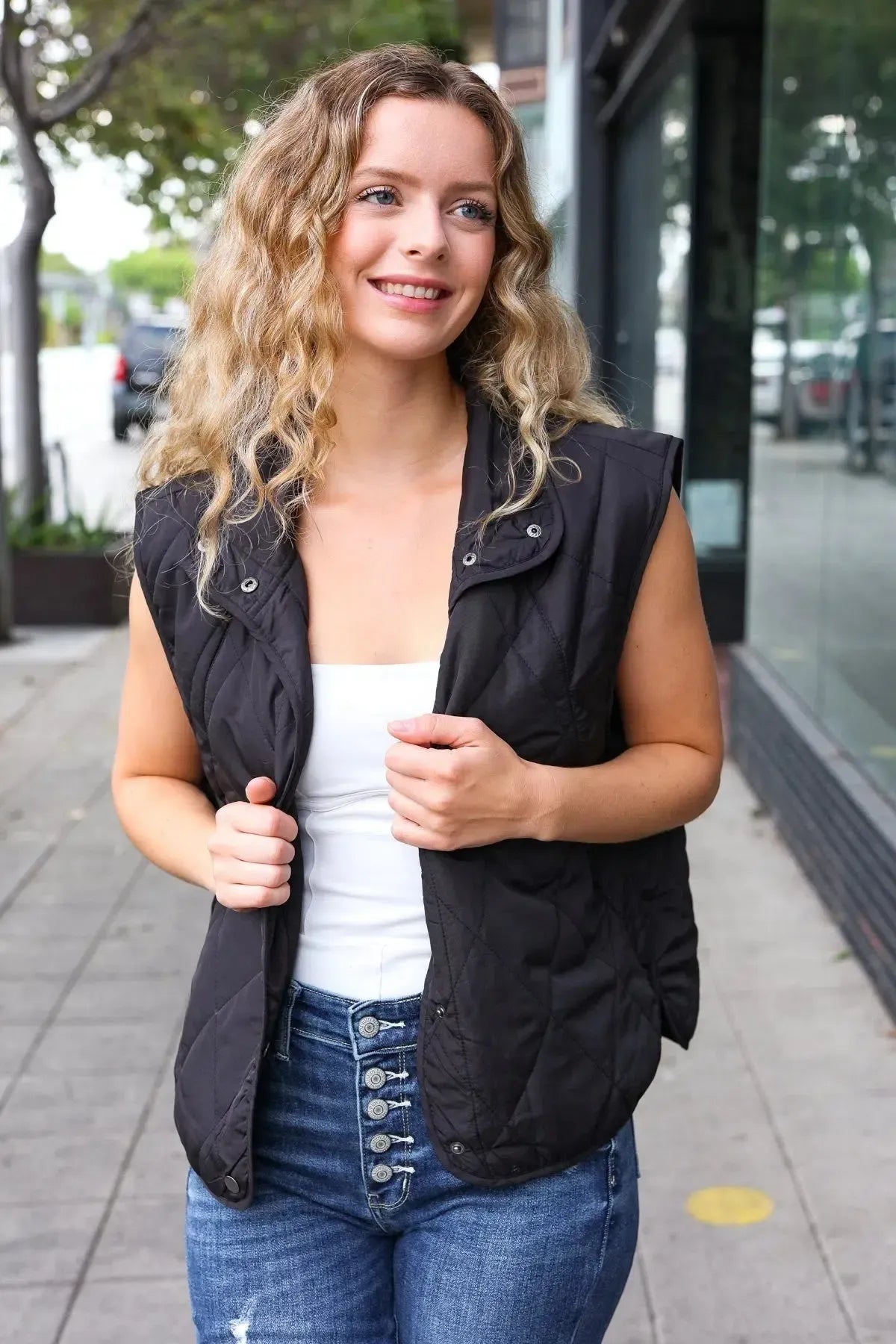 Weekend Ready Black Snap Button Quilted Puffer Vest-Evelyns Fashion