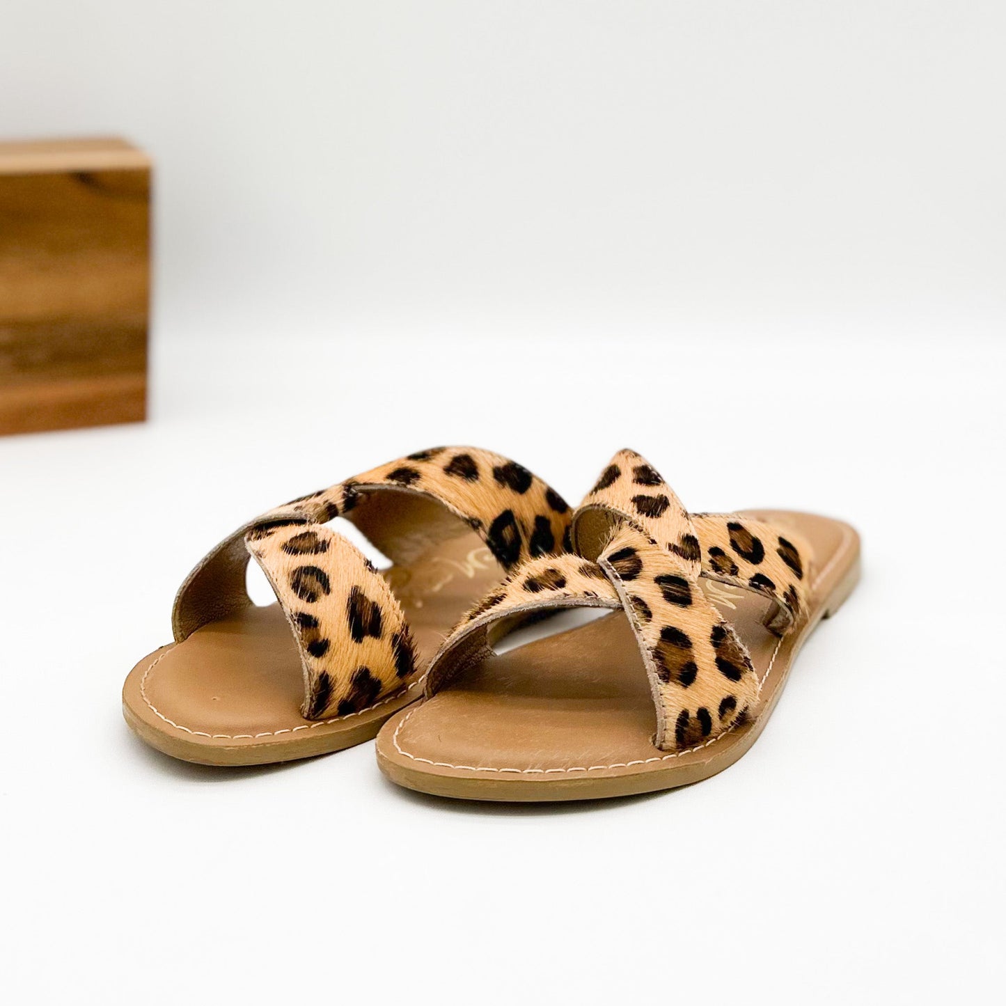 Conga Sandal in Leopard-Shoes-Evelyns Fashion