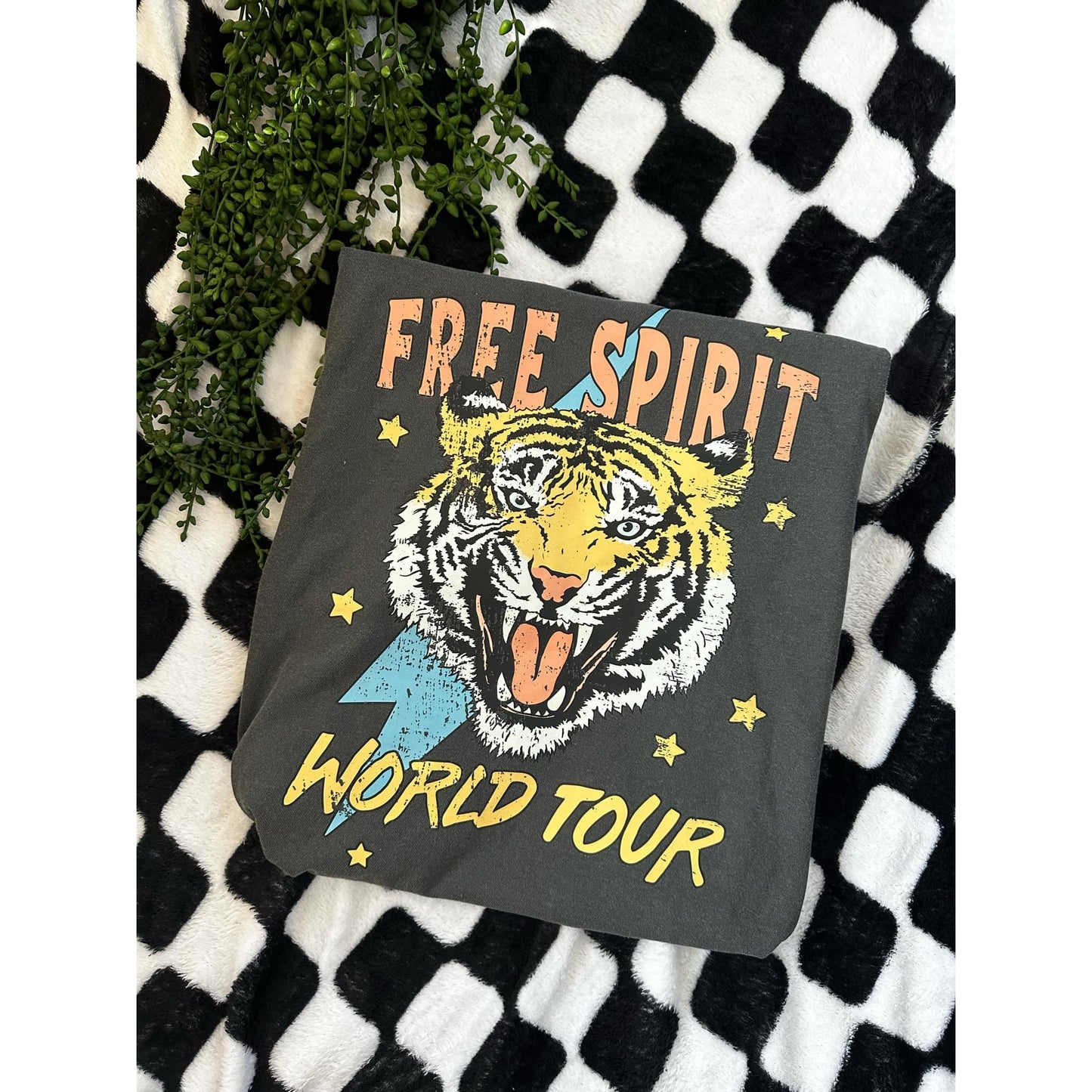 Free Spirit World Tour Graphic Tee-Womens-Evelyns Fashion