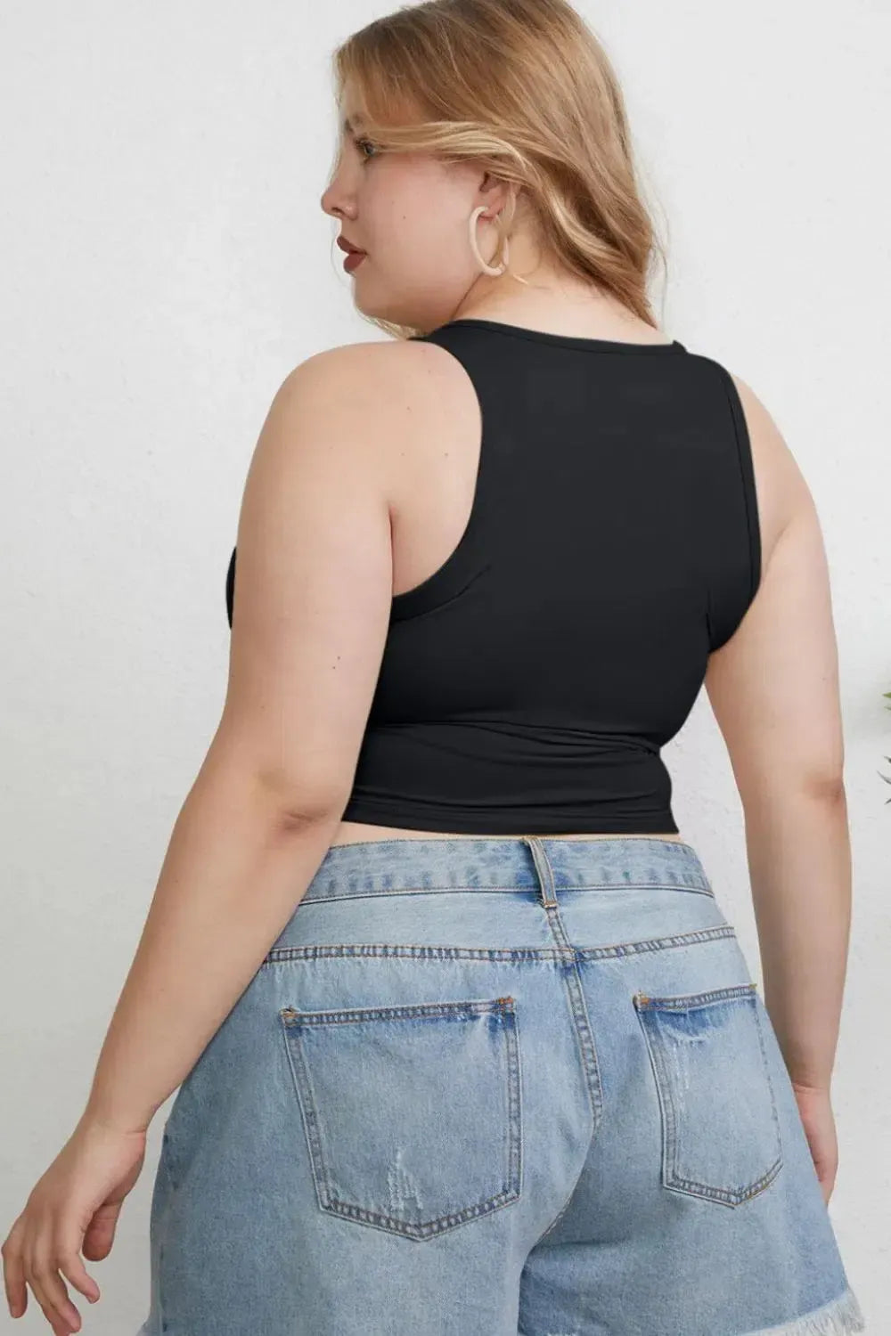 Slim Round Neck Tanks-Tank Tops-Evelyns Fashion
