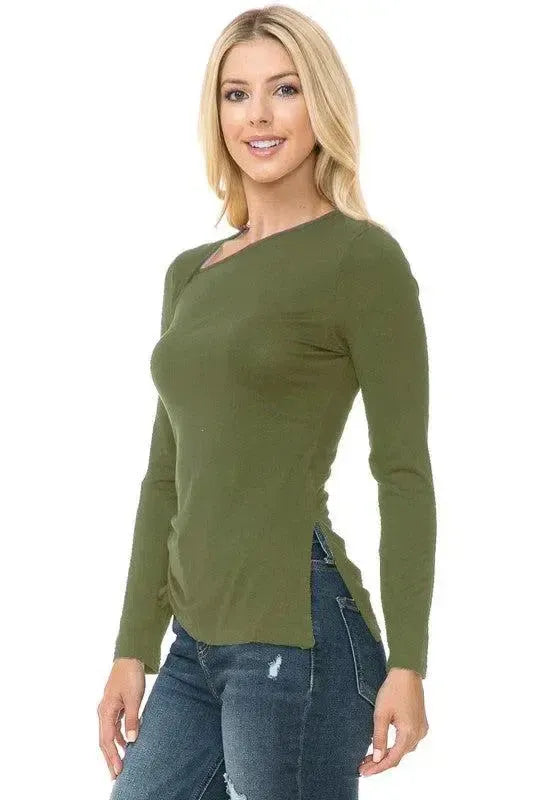 Timeless Comfort: Women's Knit Long Sleeve Top-long sleeve-Evelyns Fashion