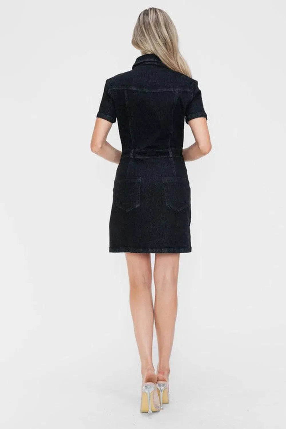 Timeless & Comfortable: Short Sleeve Denim Delight-dresses-Evelyns Fashion