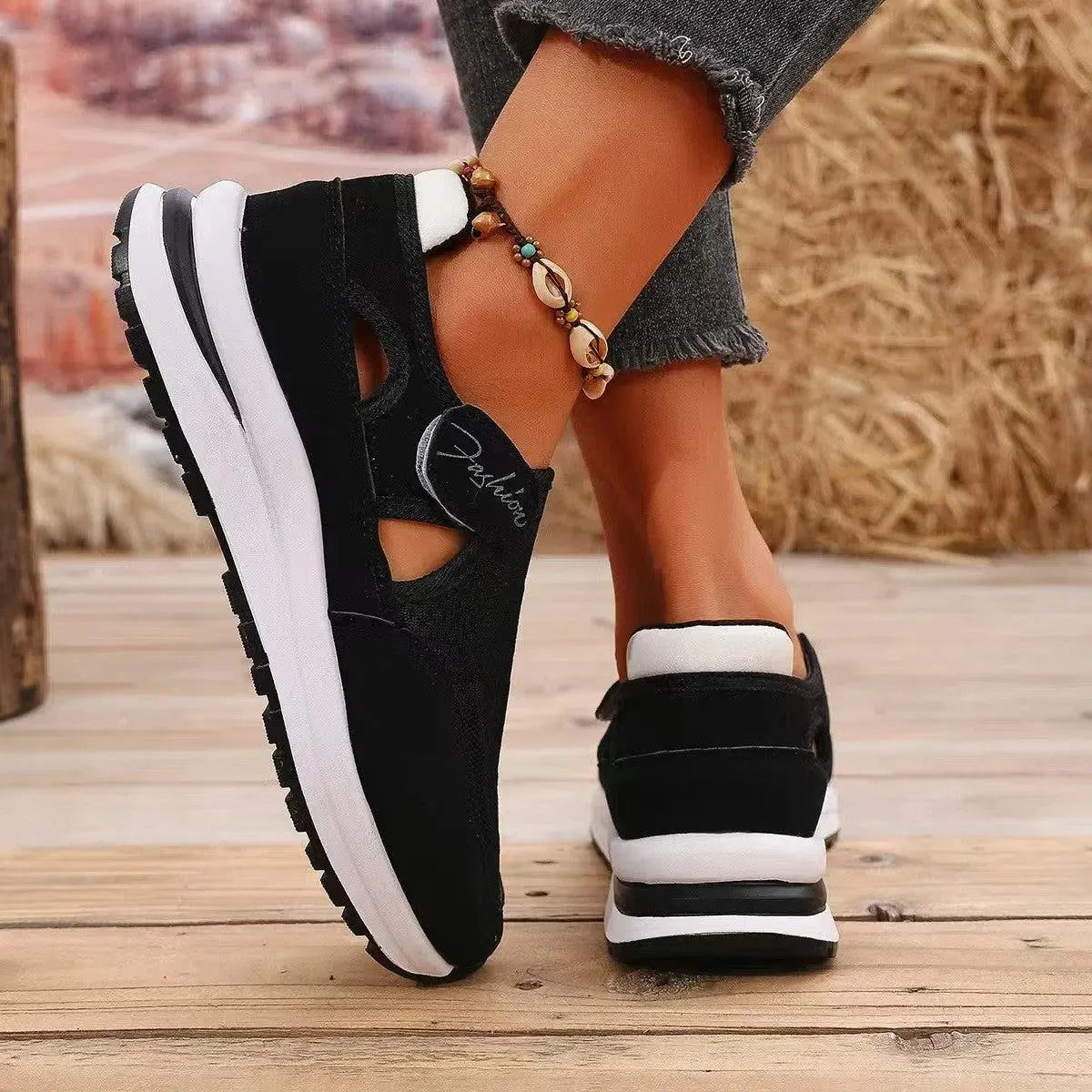 Trendsetting Comfort: Mesh Round Toe Platform Sneakers-shoes-Evelyns Fashion