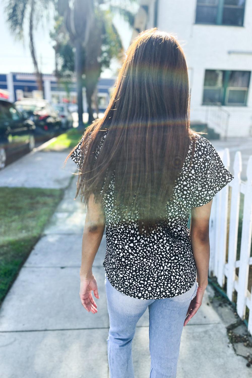 Black Animal Print Short Sleeve Top-Evelyns Fashion