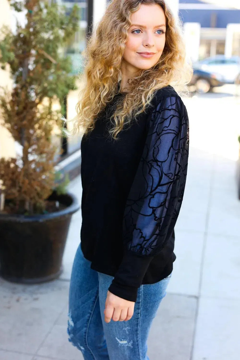 Black Floral Mesh Bubble Sleeve Top-Evelyns Fashion