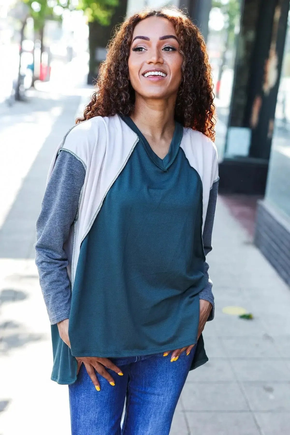 Stand Out Hunter Green V Neck Raglan Color Block Outseam Top-Evelyns Fashion
