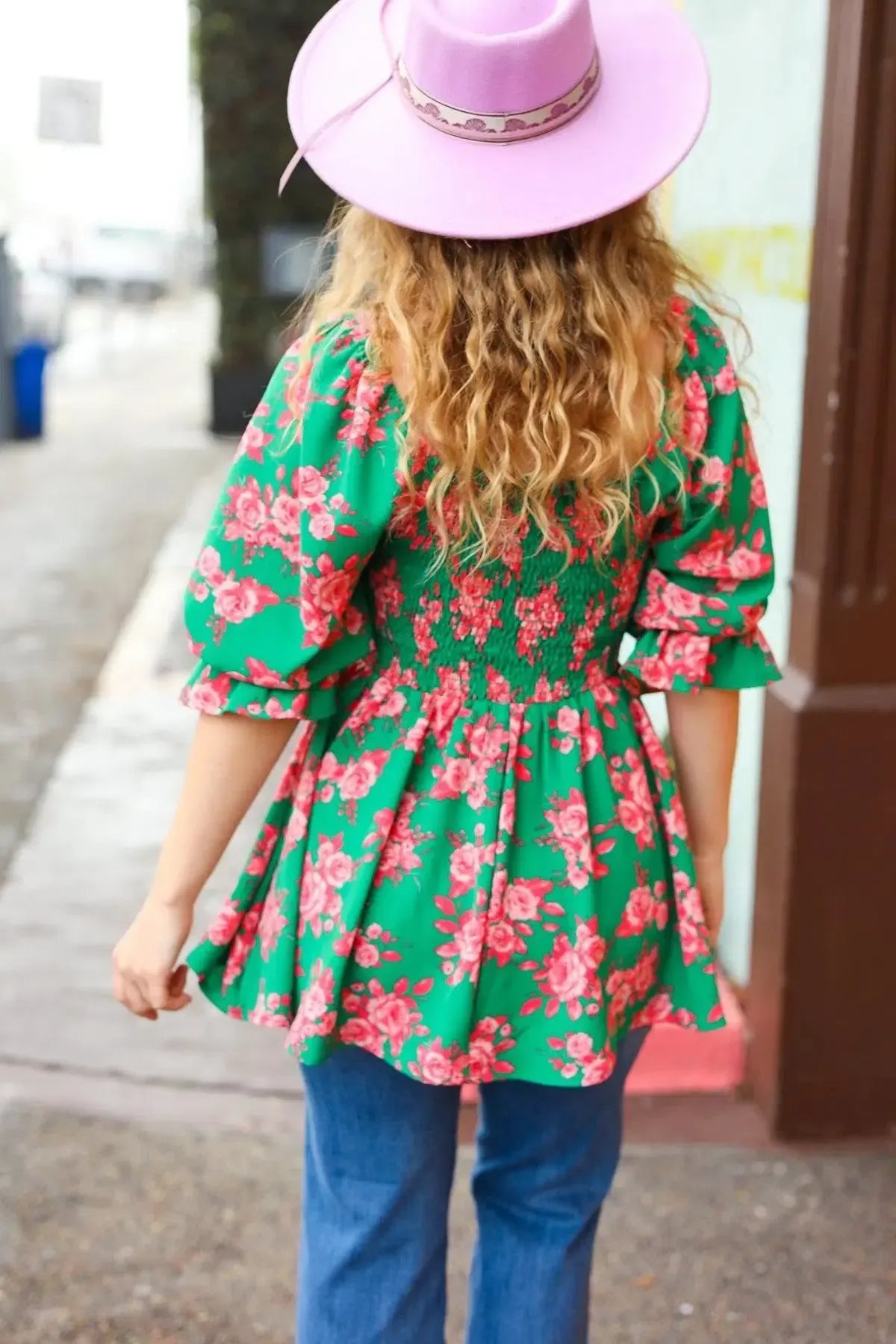 Stylish Smocked Floral Top for Effortless Elegance-Evelyns Fashion
