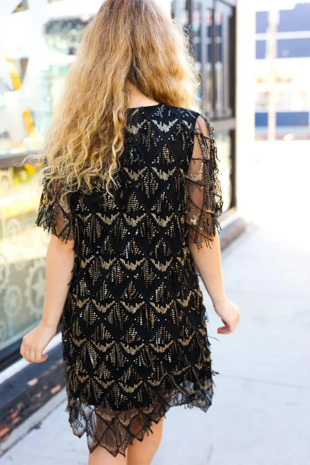Timeless Elegance: Black & Gold Diamond Pattern Dress-Evelyns Fashion