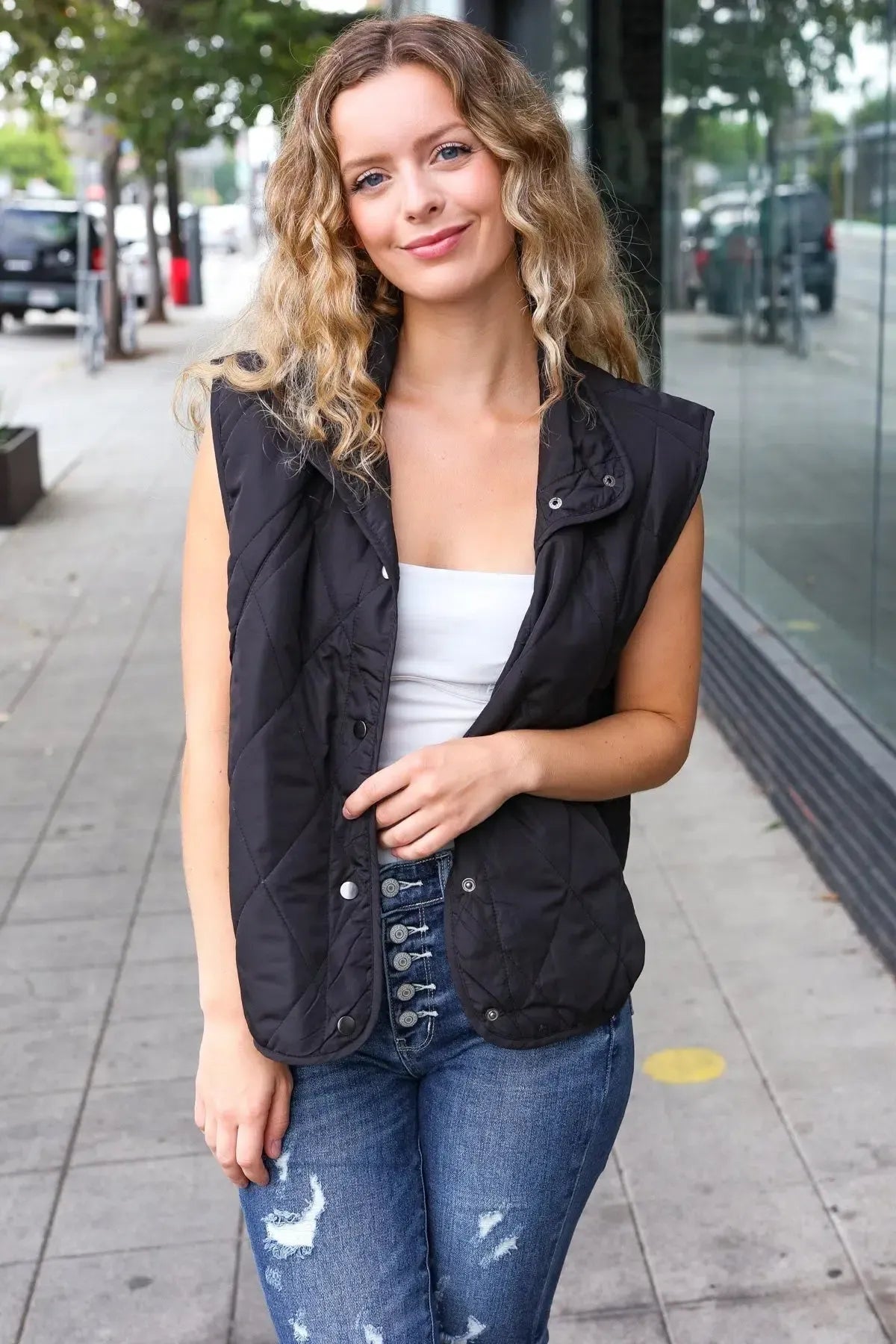 Weekend Ready Black Snap Button Quilted Puffer Vest-Evelyns Fashion