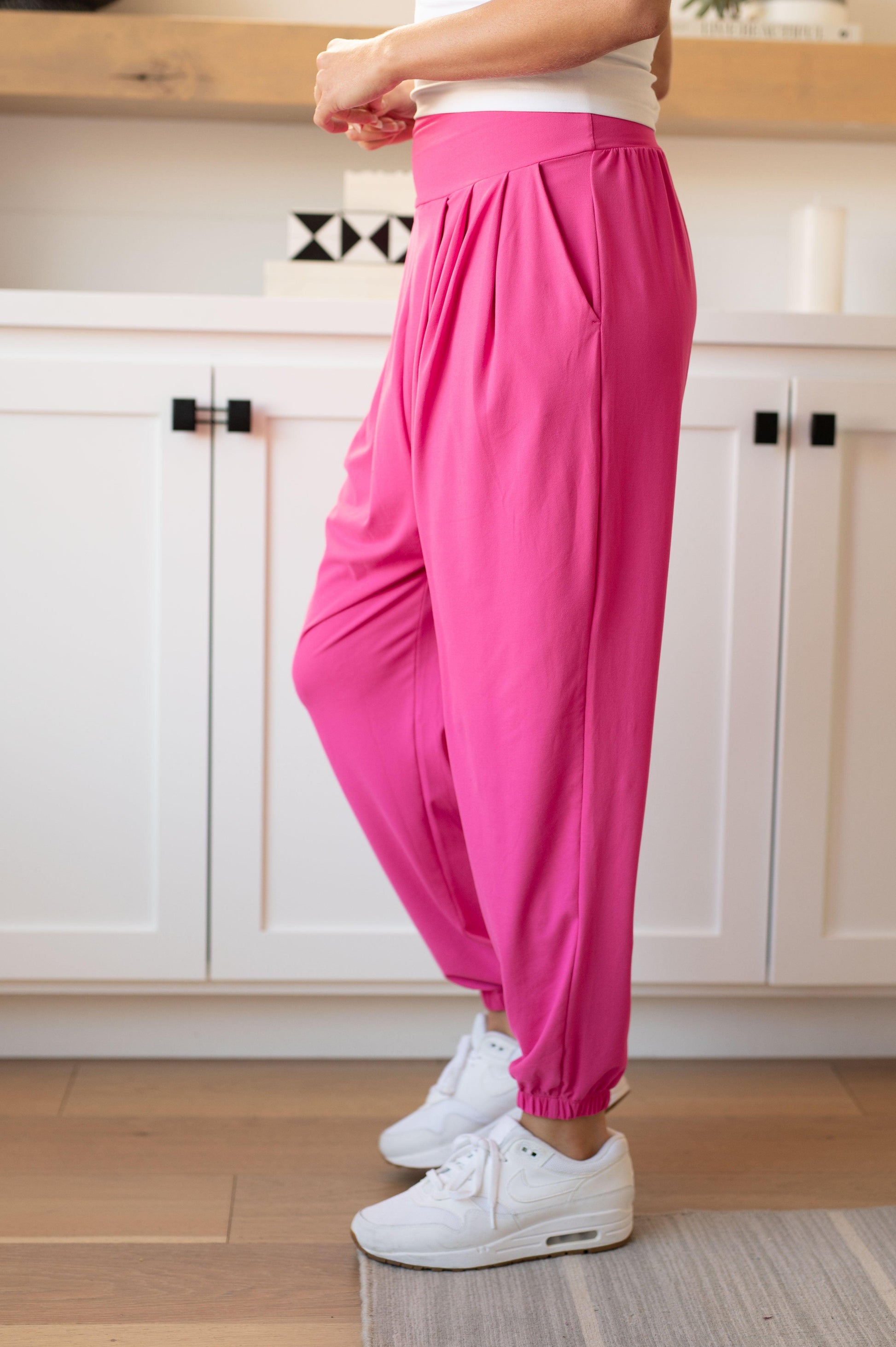 Bold & Comfy: The Motive Slouch Jogger in Hot Pink-Bottoms-Evelyns Fashion