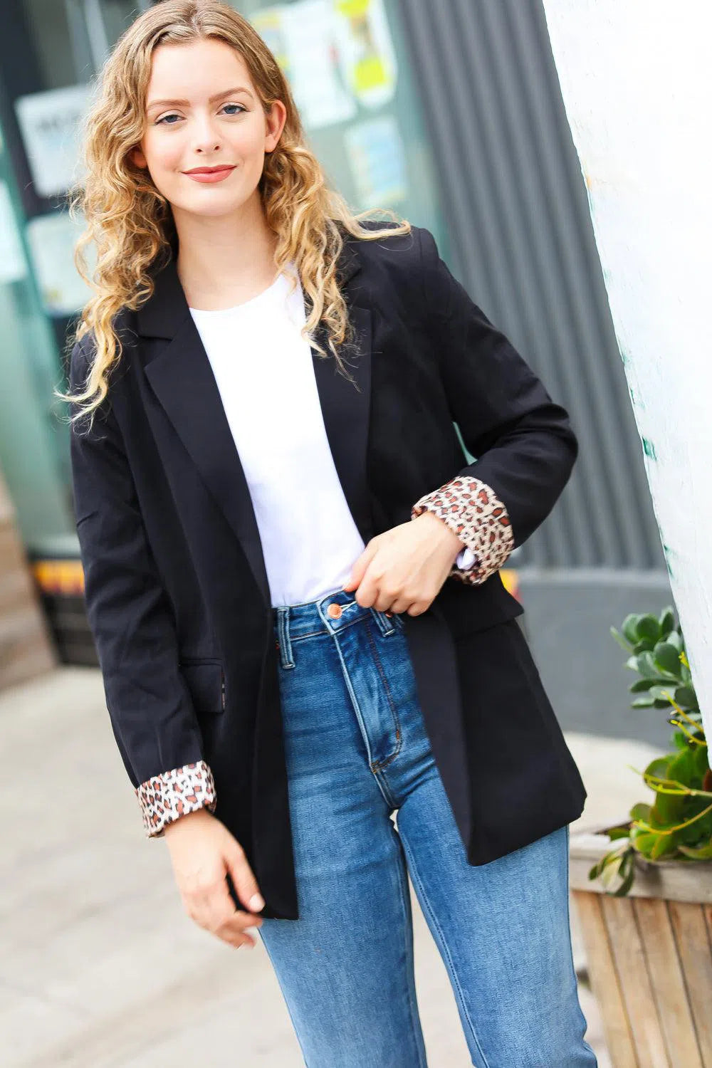 Bold Elegance: Black Leopard Lapel Blazer-Evelyns Fashion