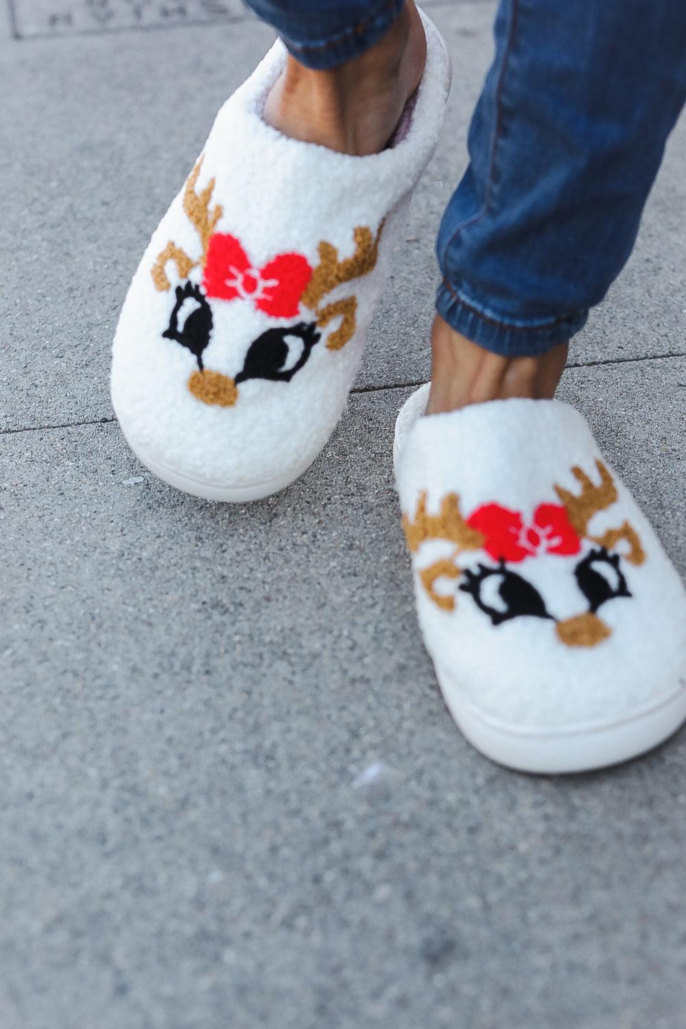 Christmas Reindeer Print Fleece Slippers-2024 Blow-Out Sale-Evelyns Fashion
