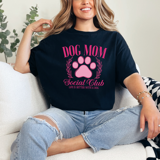 Dog Mom Social Club Graphic Tee-Womens-Evelyns Fashion