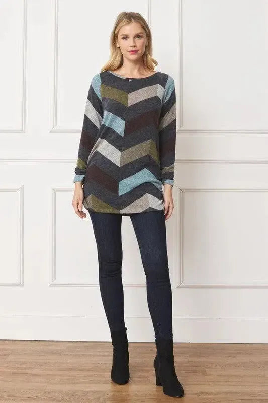 Flattering & Chic: Shirred Side Accent Top-long sleeve-Evelyns Fashion