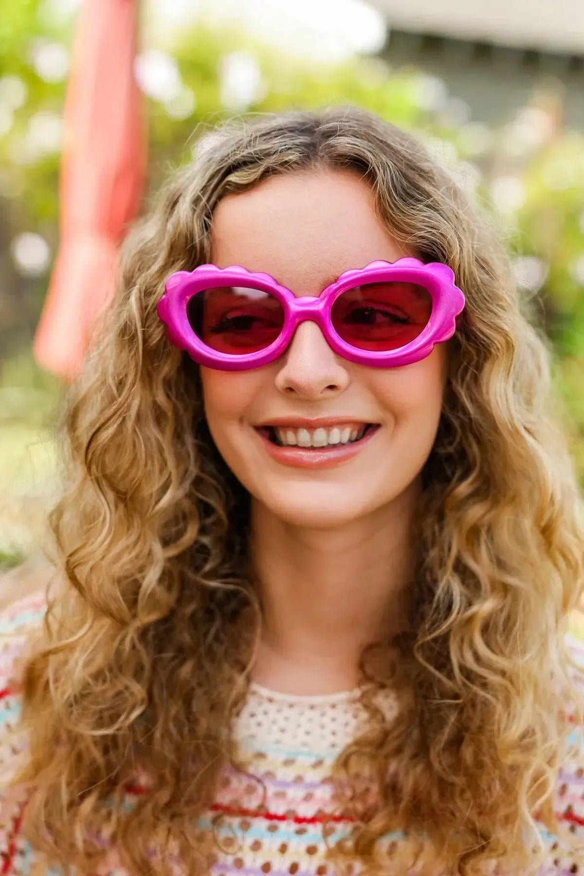 Fuchsia Oval Cat Eye Scalloped Sunglasses-2024 Blow-Out Sale-Evelyns Fashion