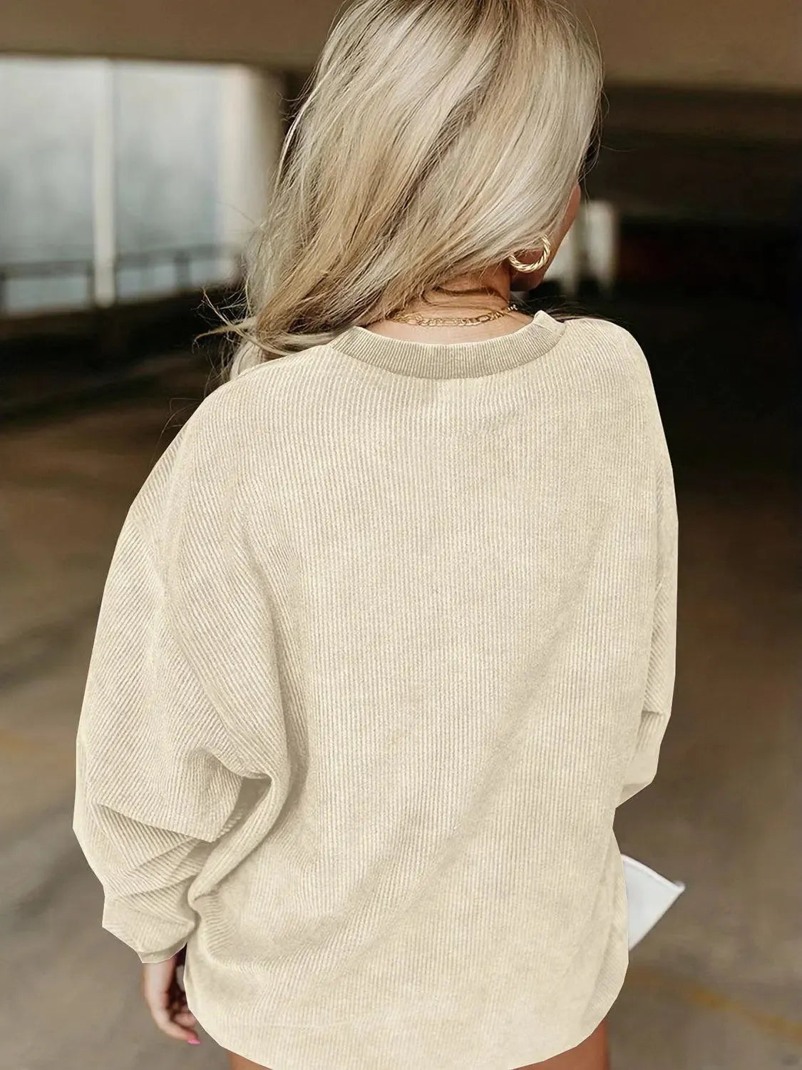 Fun & Cozy: Full-Size HOWDY Graphic Sweatshirt-Sweat Shirts and Hoodies-Evelyns Fashion