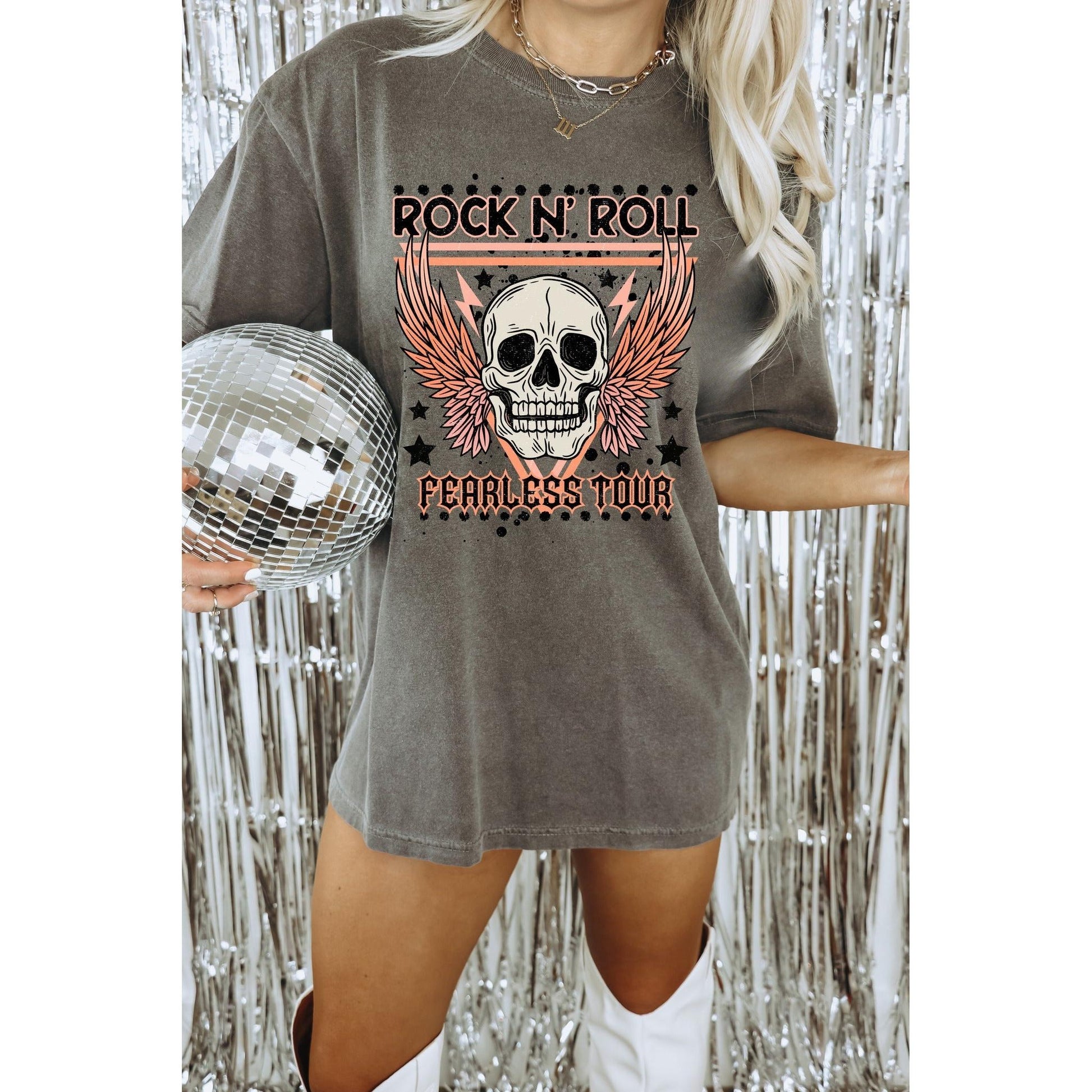 Gray Graphic Tee- Fearless Tour-Womens-Evelyns Fashion