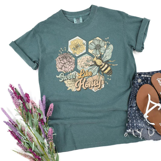 Sweet Like Honey Graphic Tee-Womens-Evelyns Fashion