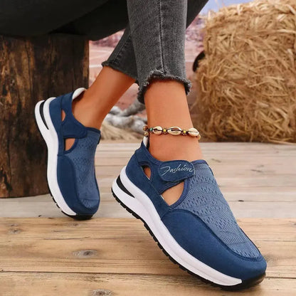 Trendsetting Comfort: Mesh Round Toe Platform Sneakers-shoes-Evelyns Fashion