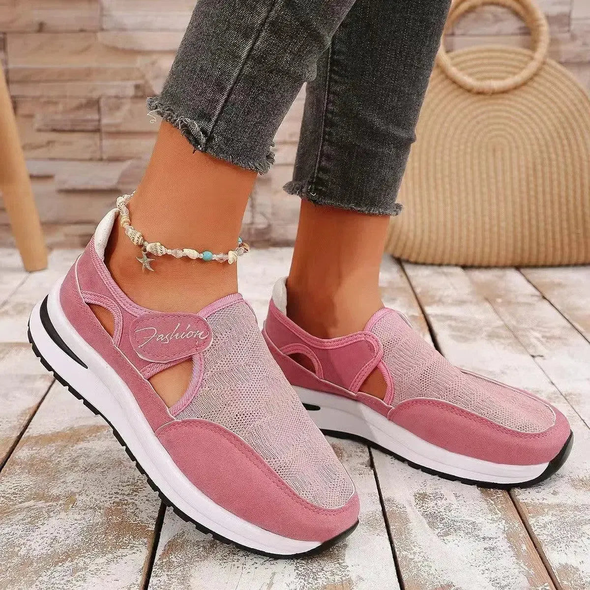 Trendsetting Comfort: Mesh Round Toe Platform Sneakers-shoes-Evelyns Fashion
